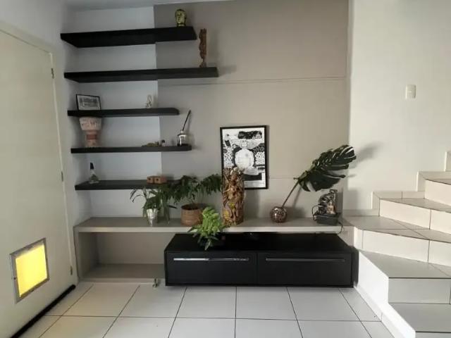 Casa / Sobrado para Venda em Joinville/SC Floresta 2 Quartos