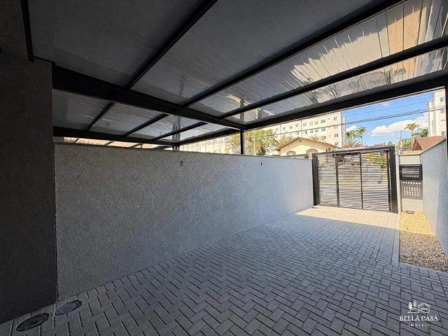 Casa / Sobrado para Venda em Joinville/SC Floresta 3 Quartos