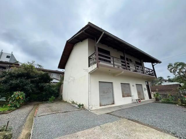 Casa / Sobrado para Venda em Joinville/SC Floresta 3 Quartos