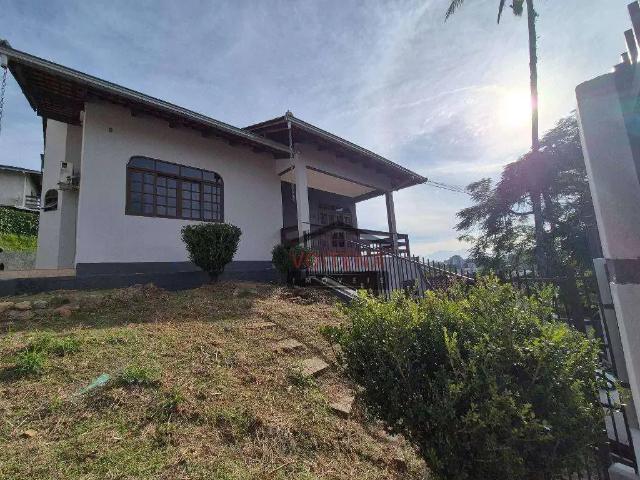 Casa / Sobrado para Venda em Joinville/SC Floresta 3 Quartos