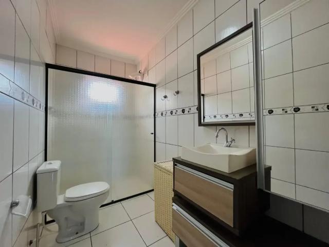 Casa / Sobrado para Venda em Joinville/SC Floresta 3 Quartos