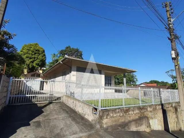 Casa / Sobrado para Venda em Joinville/SC Floresta 3 Quartos