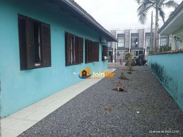 Casa / Sobrado para Venda em Joinville/SC Floresta 3 Quartos