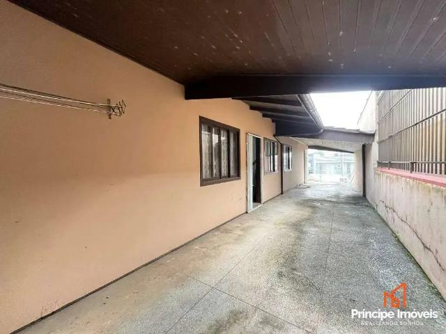 Casa / Sobrado para Venda em Joinville/SC Floresta 3 Quartos