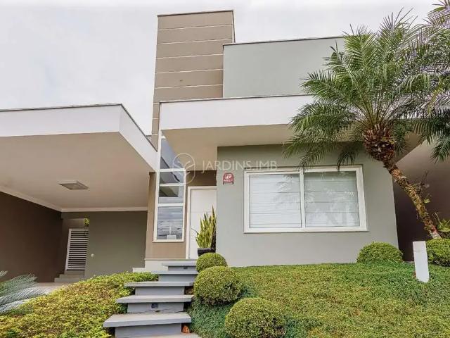 Casa / Sobrado para Venda em Joinville/SC Floresta 3 Quartos