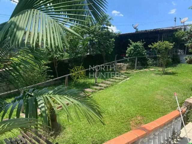 Casa / Sobrado para Venda em Joinville/SC Floresta 3 Quartos