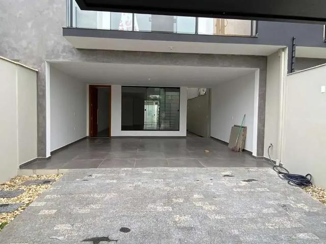 Casa / Sobrado para Venda em Joinville/SC Floresta 3 Quartos