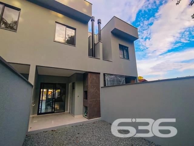Casa / Sobrado para Venda em Joinville/SC Floresta 3 Quartos