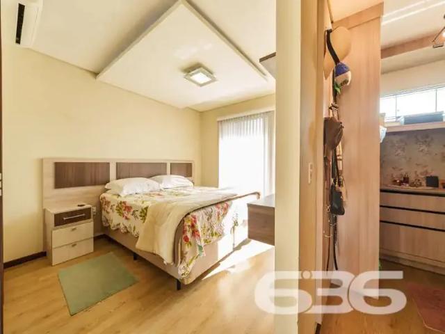 Casa / Sobrado para Venda em Joinville/SC Floresta 3 Quartos