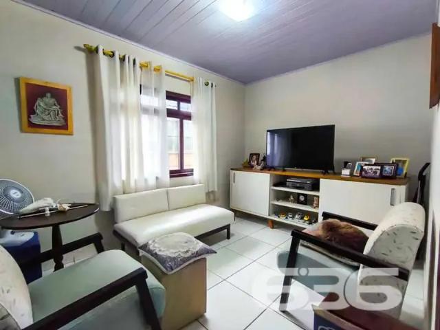 Casa / Sobrado para Venda em Joinville/SC Floresta 3 Quartos