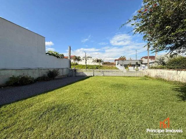 Casa / Sobrado para Venda em Joinville/SC Floresta 3 Quartos