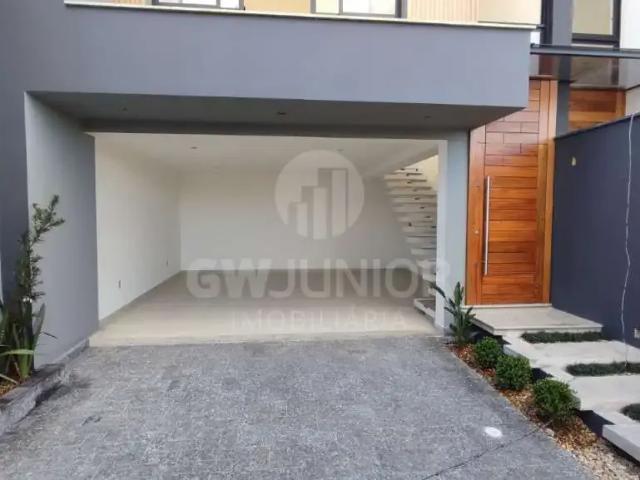 Casa / Sobrado para Venda em Joinville/SC Floresta 3 Quartos