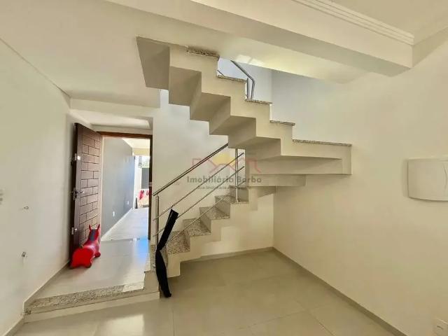 Casa / Sobrado para Venda em Joinville/SC Floresta 3 Quartos