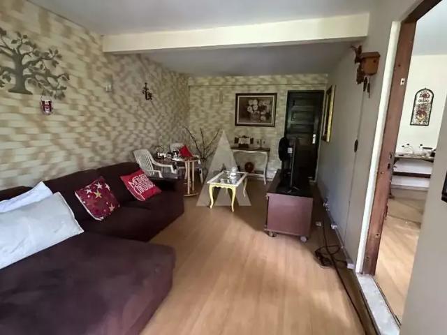 Casa / Sobrado para Venda em Joinville/SC Floresta 3 Quartos