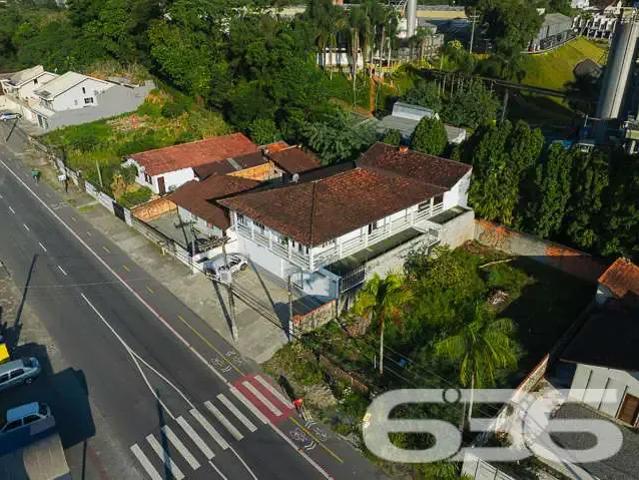 Casa / Sobrado para Venda em Joinville/SC Floresta 3 Quartos