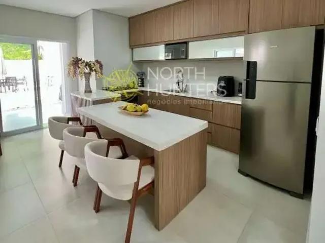 Casa / Sobrado para Venda em Joinville/SC Floresta 3 Quartos
