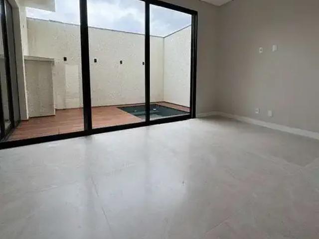 Casa / Sobrado para Venda em Joinville/SC Glória 3 Quartos