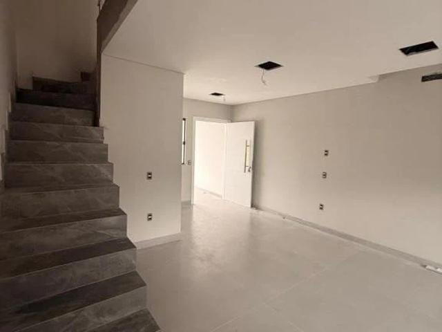 Casa / Sobrado para Venda em Joinville/SC Glória 3 Quartos