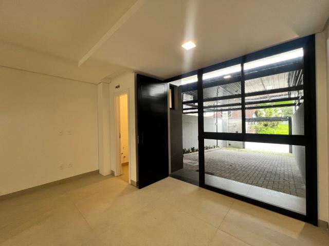Casa / Sobrado para Venda em Joinville/SC Glória 3 Quartos