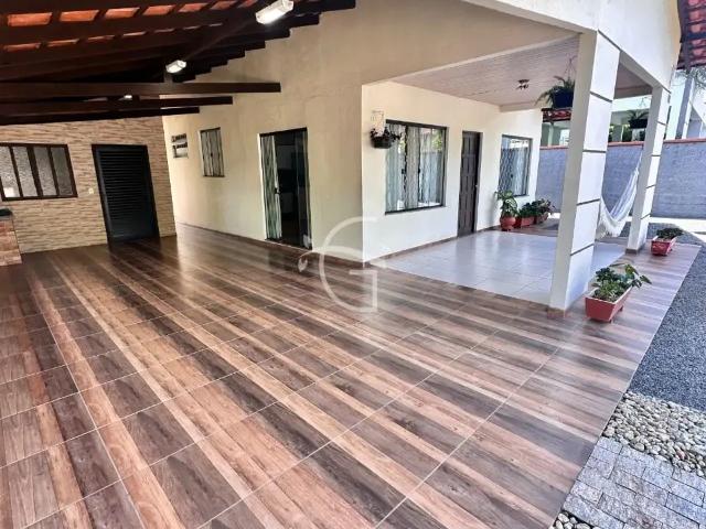 Casa / Sobrado para Venda em Joinville/SC Glória 3 Quartos