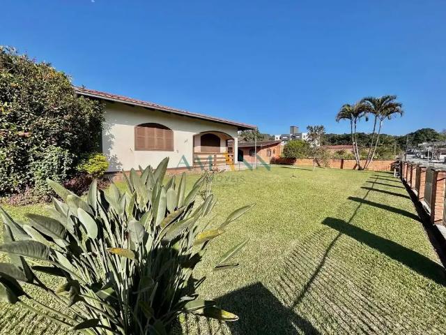 Casa / Sobrado para Venda em Joinville/SC Glória 3 Quartos