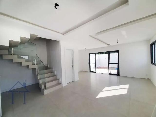 Casa / Sobrado para Venda em Joinville/SC Glória 3 Quartos