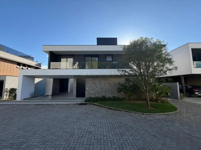 Casa / Sobrado para Venda em Joinville/SC Glória 3 Quartos