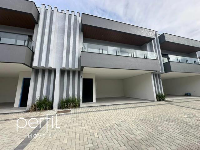 Casa / Sobrado para Venda em Joinville/SC Glória 3 Quartos