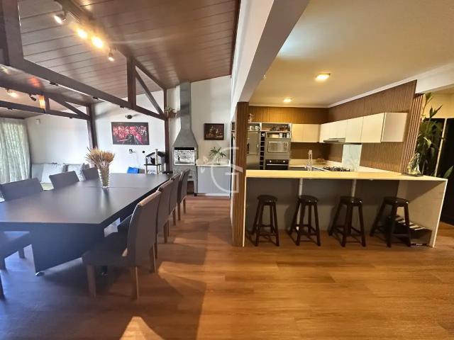 Casa / Sobrado para Venda em Joinville/SC Glória 3 Quartos
