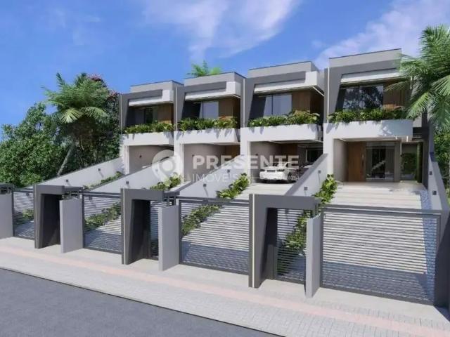 Casa / Sobrado para Venda em Joinville/SC Glória 3 Quartos