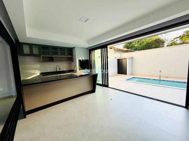 Casa / Sobrado para Venda em Joinville/SC Glória 3 Quartos