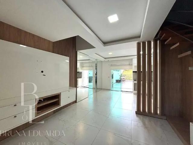 Casa / Sobrado para Venda em Joinville/SC Glória 3 Quartos