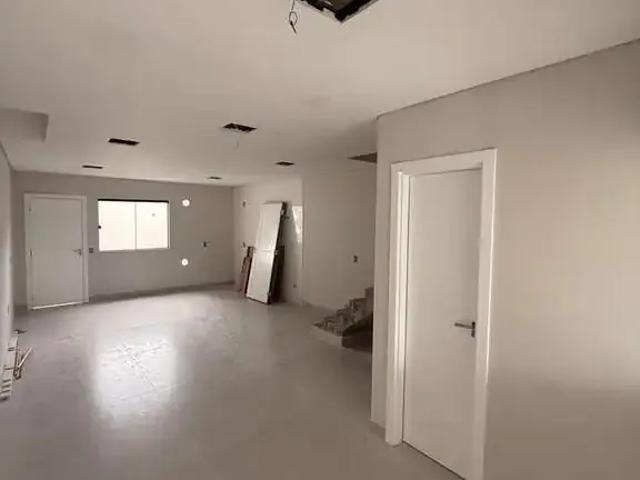 Casa / Sobrado para Venda em Joinville/SC Glória 3 Quartos
