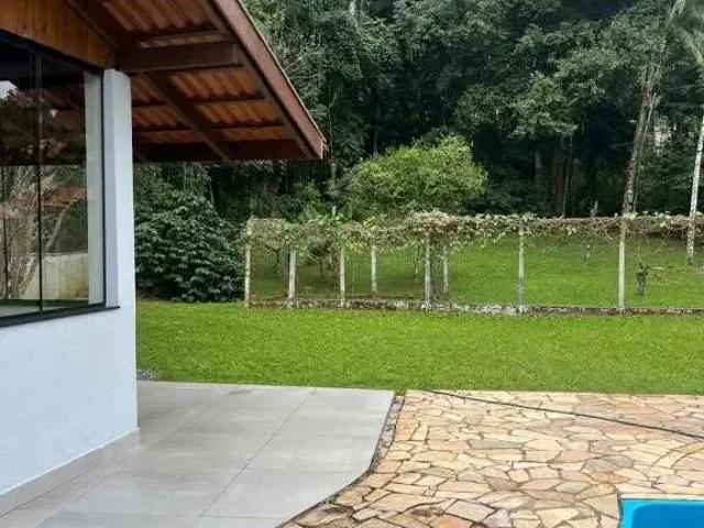 Casa / Sobrado para Venda em Joinville/SC Glória 3 Quartos