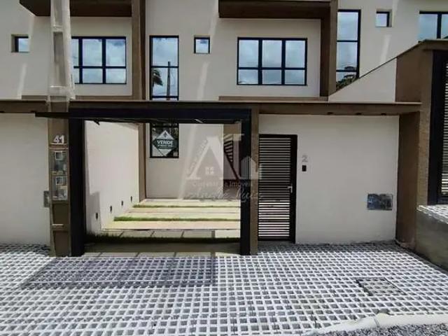Casa / Sobrado para Venda em Joinville/SC Glória 3 Quartos