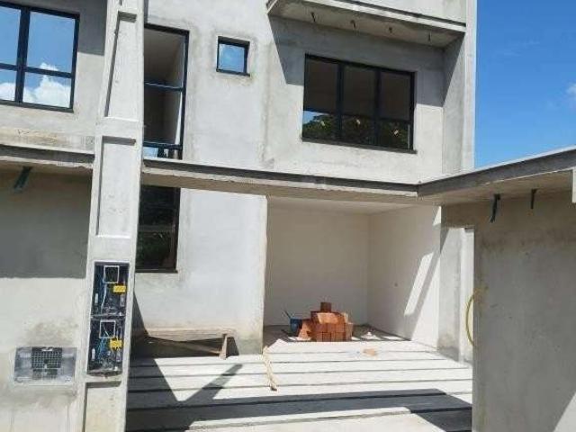 Casa / Sobrado para Venda em Joinville/SC Glória 3 Quartos