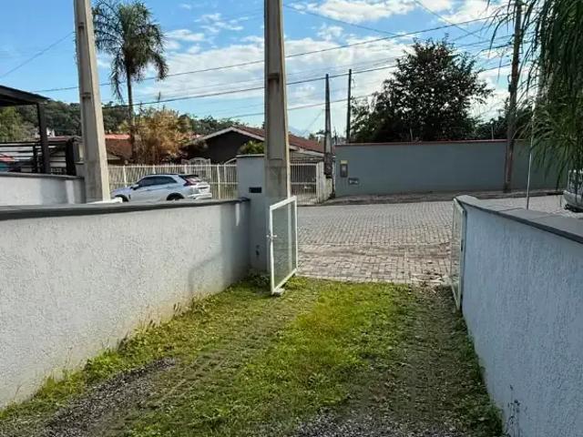 Casa / Sobrado para Venda em Joinville/SC Glória 2 Quartos