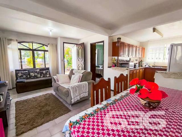 Casa / Sobrado para Venda em Joinville/SC Glória 4 Quartos