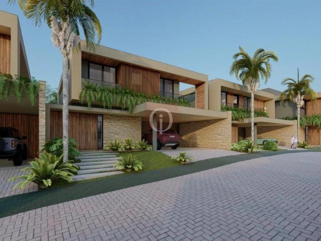 Casa / Sobrado para Venda em Joinville/SC Glória 4 Quartos
