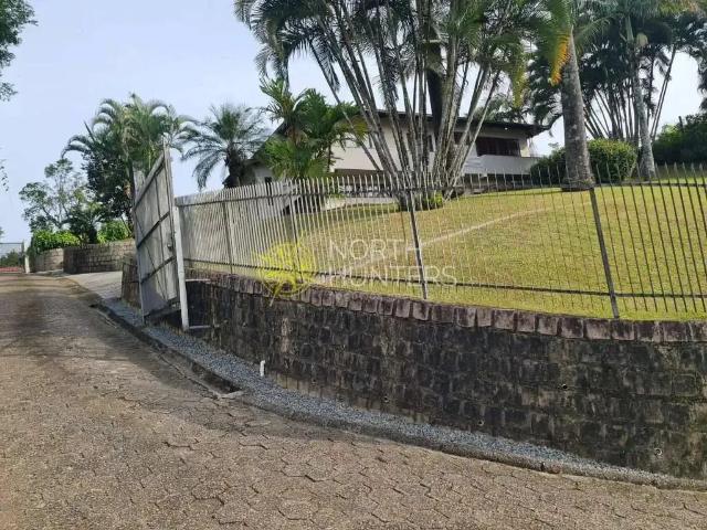 Casa / Sobrado para Venda em Joinville/SC Glória 4 Quartos