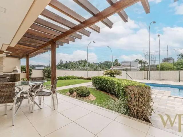 Casa / Sobrado para Venda em Joinville/SC Glória 4 Quartos