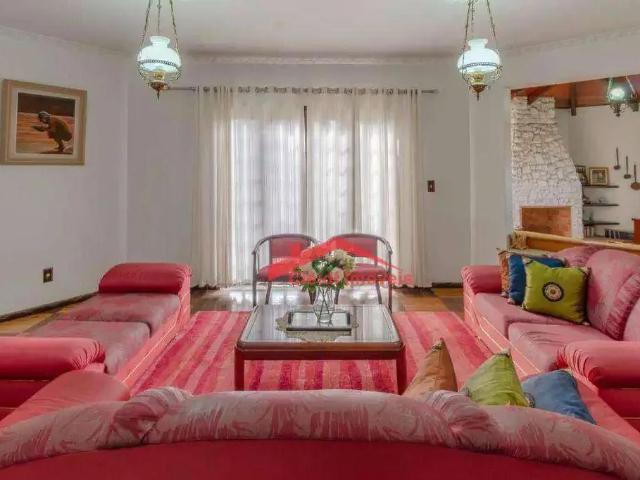 Casa / Sobrado para Venda em Joinville/SC Glória 5 Quartos