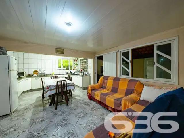 Casa / Sobrado para Venda em Joinville/SC Guanabara 3 Quartos