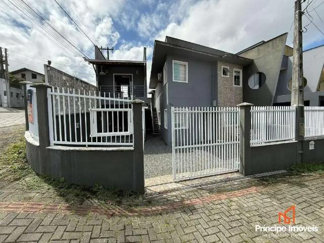 Casa / Sobrado para Venda em Joinville/SC Guanabara 3 Quartos