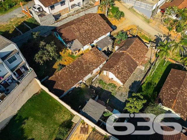 Casa / Sobrado para Venda em Joinville/SC Guanabara 3 Quartos