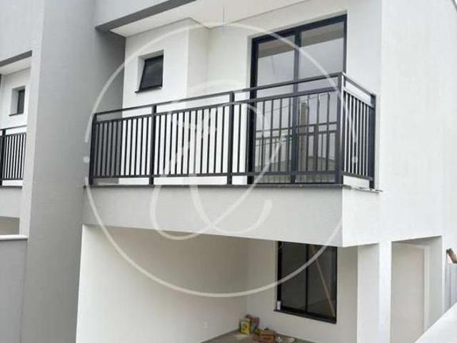 Casa / Sobrado para Venda em Joinville/SC Guanabara 3 Quartos