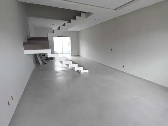 Casa / Sobrado para Venda em Joinville/SC Guanabara 3 Quartos