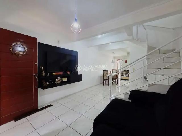 Casa / Sobrado para Venda em Joinville/SC Guanabara 2 Quartos