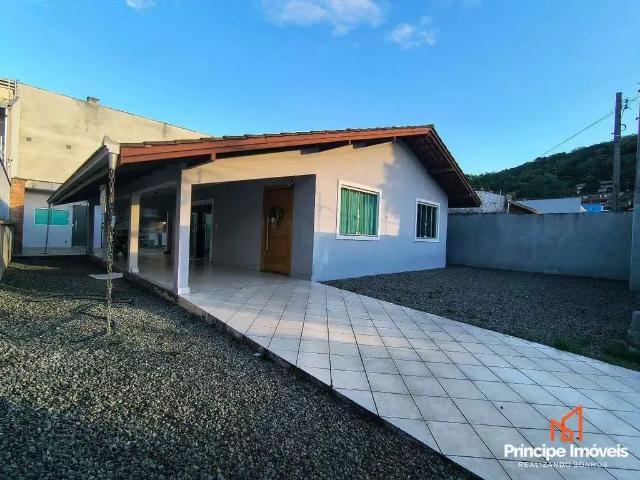Casa / Sobrado para Venda em Joinville/SC Guanabara 2 Quartos