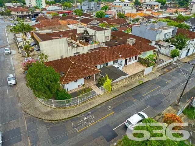 Casa / Sobrado para Venda em Joinville/SC Guanabara 4 Quartos